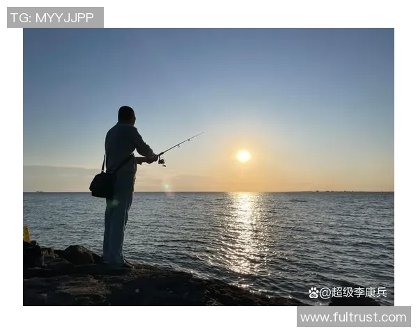 在宁静湖畔享受快乐垂钓时光与大自然的亲密接触 在宁静湖畔享受快乐垂钓时光与大自然的亲密接触