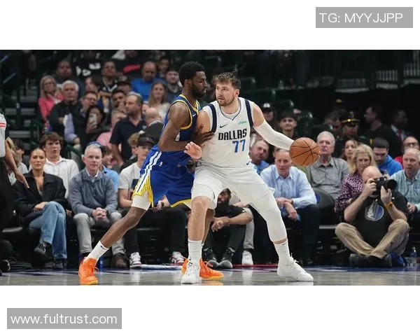 勇士客场击败独行侠,完美收官,展现无可撼动的王者之姿