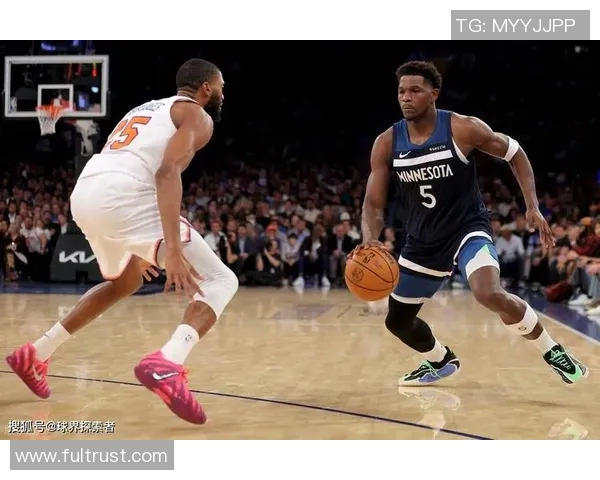 尼克斯主场击败篮网，兰多夫全场最高25分的精彩表现