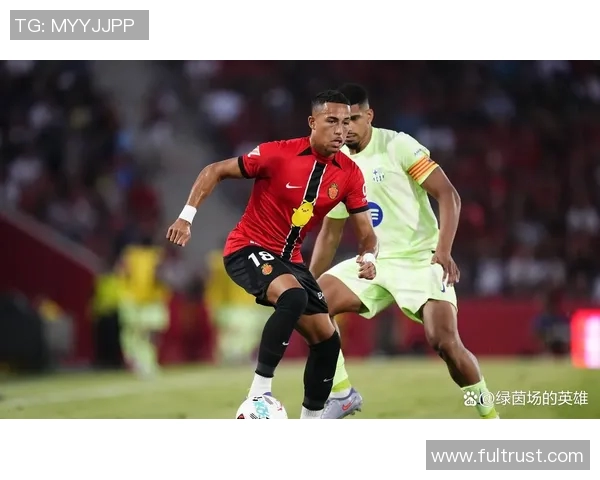 利兹联与瓦伦西亚激战正酣谁将赢得这场精彩对决 利兹联与瓦伦西亚激战正酣谁将赢得这场精彩对决