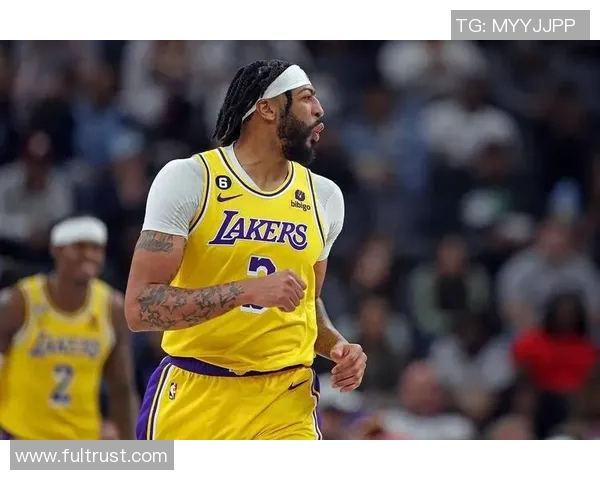 赫根与埃尔夫比赛改期引发球迷热议赛程调整影响分析