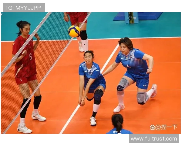 女排与荷兰激战半决赛精彩视频回顾与赛况分析